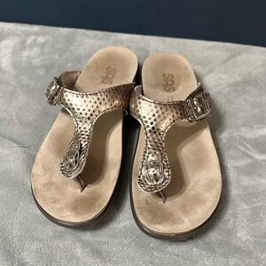 SAS T-Strap Metallic Sandals with Buckle Detail